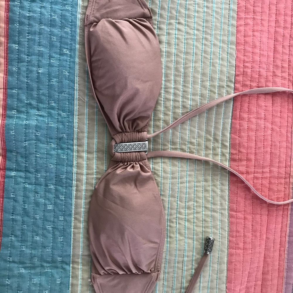 Blush Bikini top from H&M